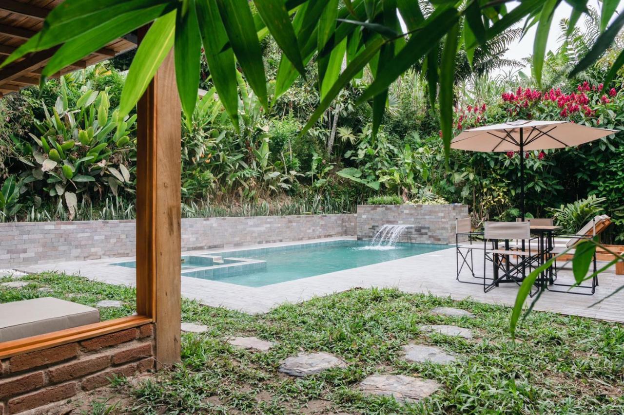Piripe Wellness Lodge Pacto Exterior foto