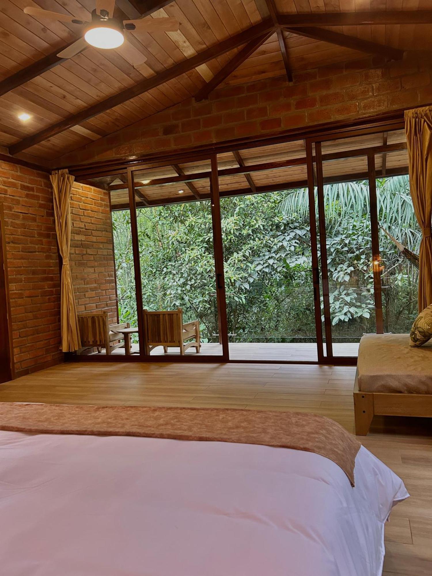 Piripe Wellness Lodge Pacto Exterior foto